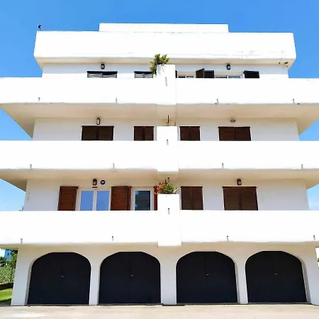 Apartamento Ah Promar Apartamento
